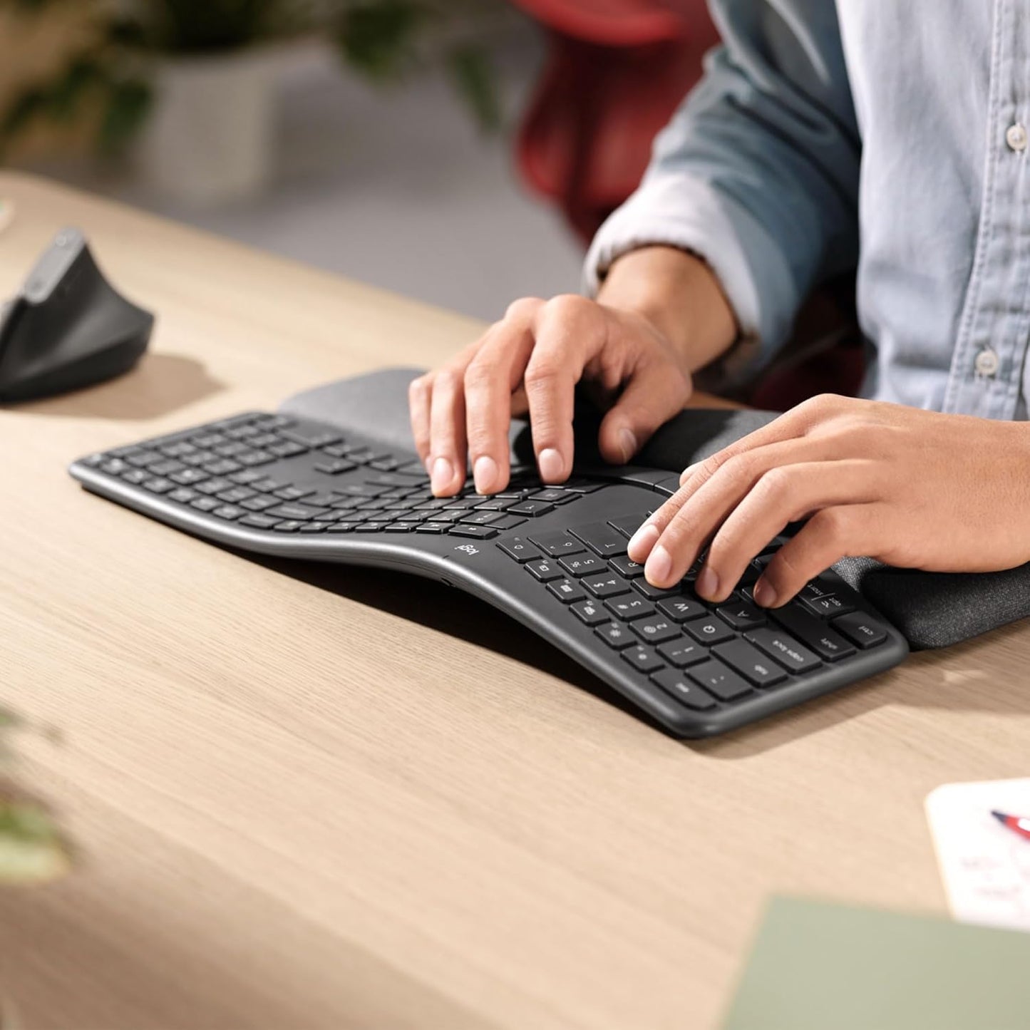 Logitech ERGO K860 Wireless Ergonomic Keyboard